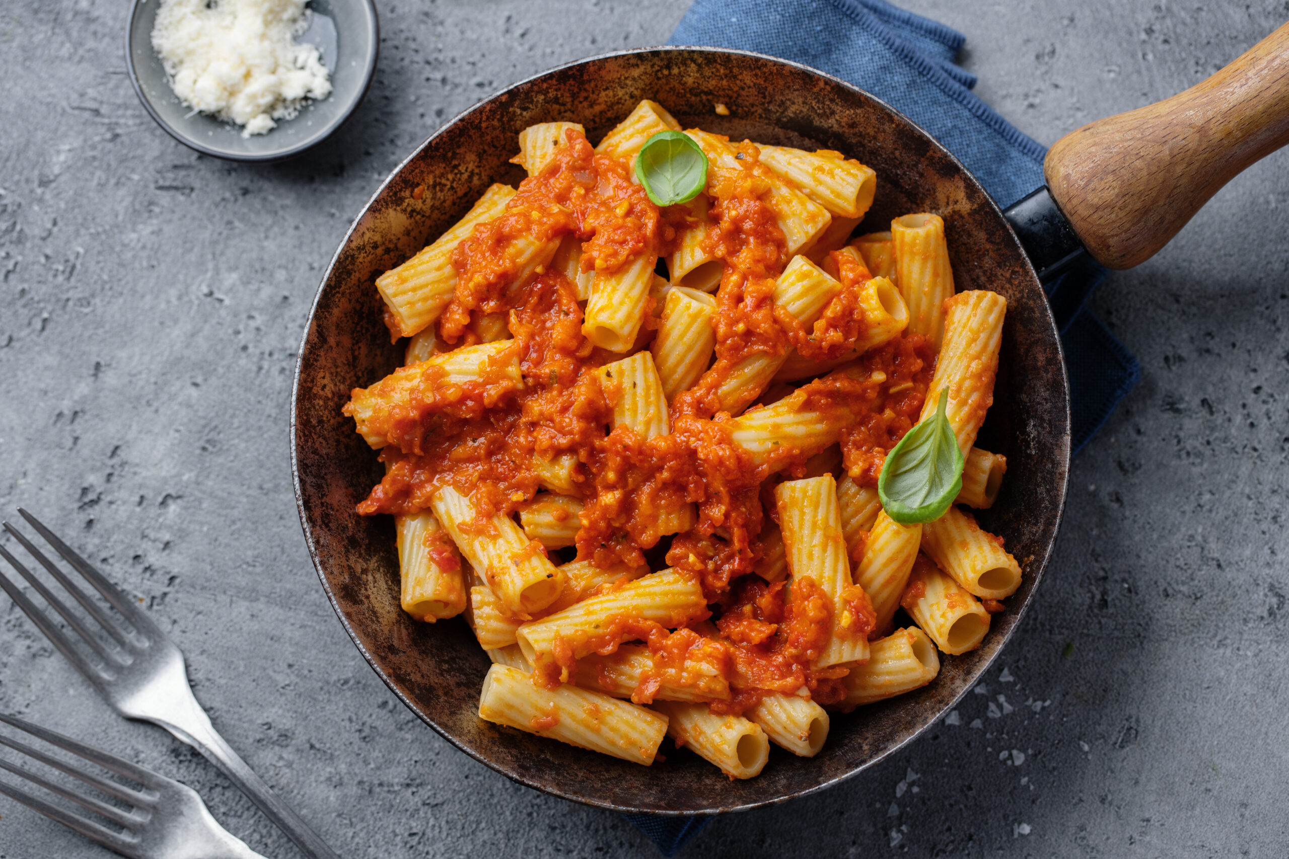 One Pot Chicken Parmesan Pasta
