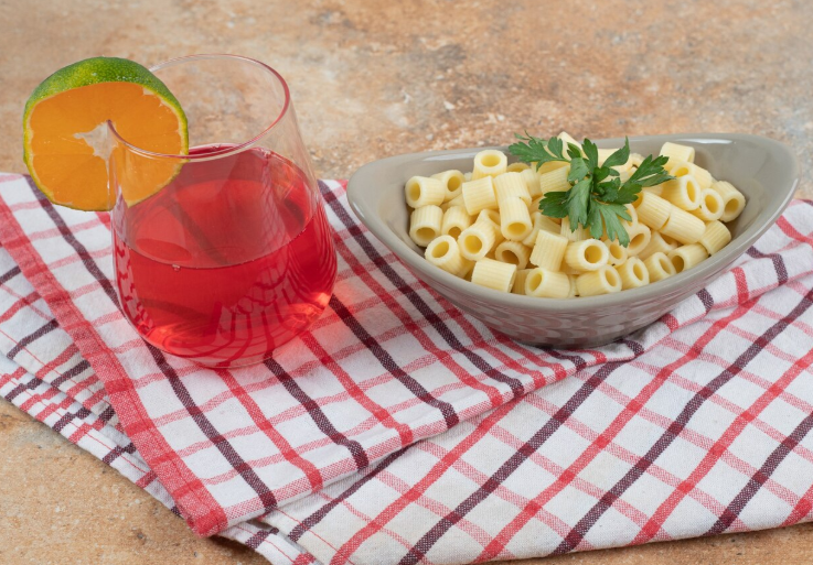 Macaroni Salad with Pickles
